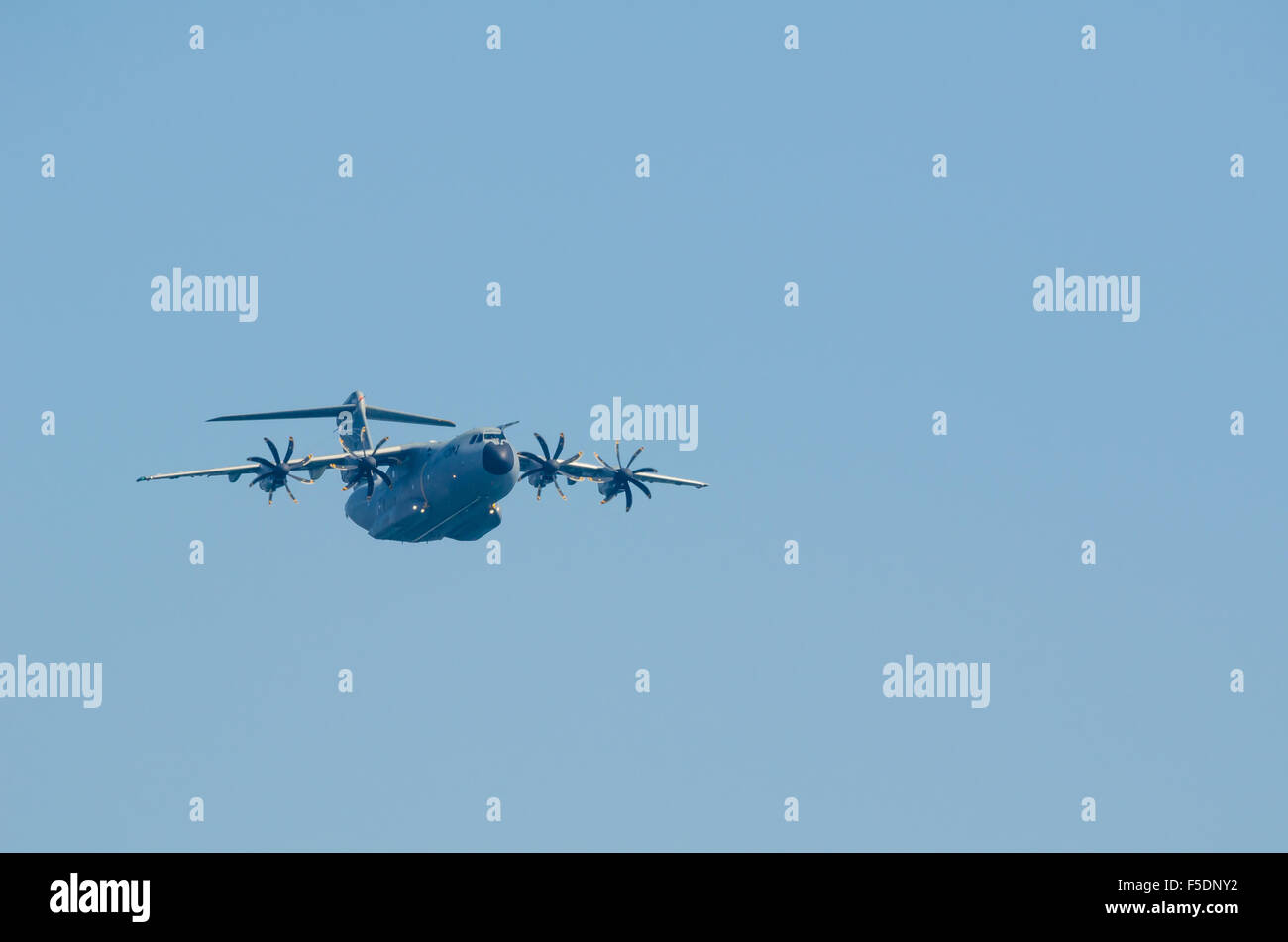 SAN JAVIER, Espagne, 18 octobre 2015 : col de l'Airbus A400M à l'avion de air show célébrant la Patulla Aguila 30e Banque D'Images