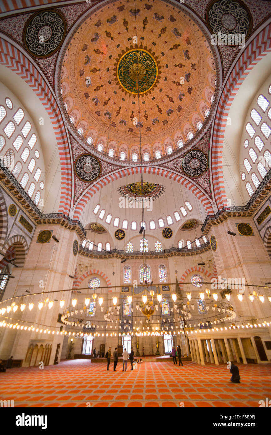 À l'intérieur de la mosquée Suleymaniye, UNESCO World Heritage Site, Istanbul, Turquie, Europe Banque D'Images