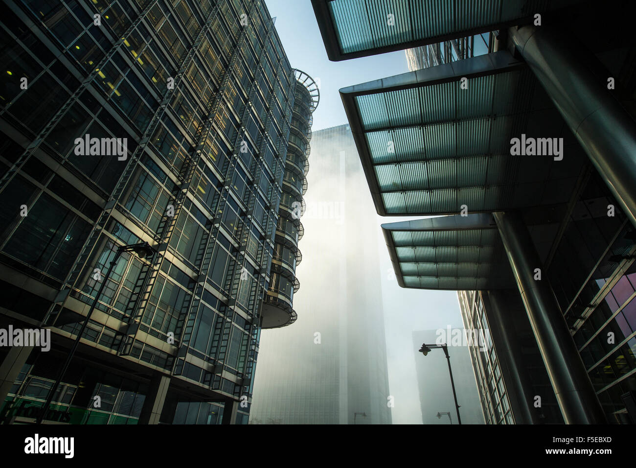 Les immeubles de bureaux à Canary Wharf, les Docklands, Londres, Angleterre, Royaume-Uni, Europe Banque D'Images
