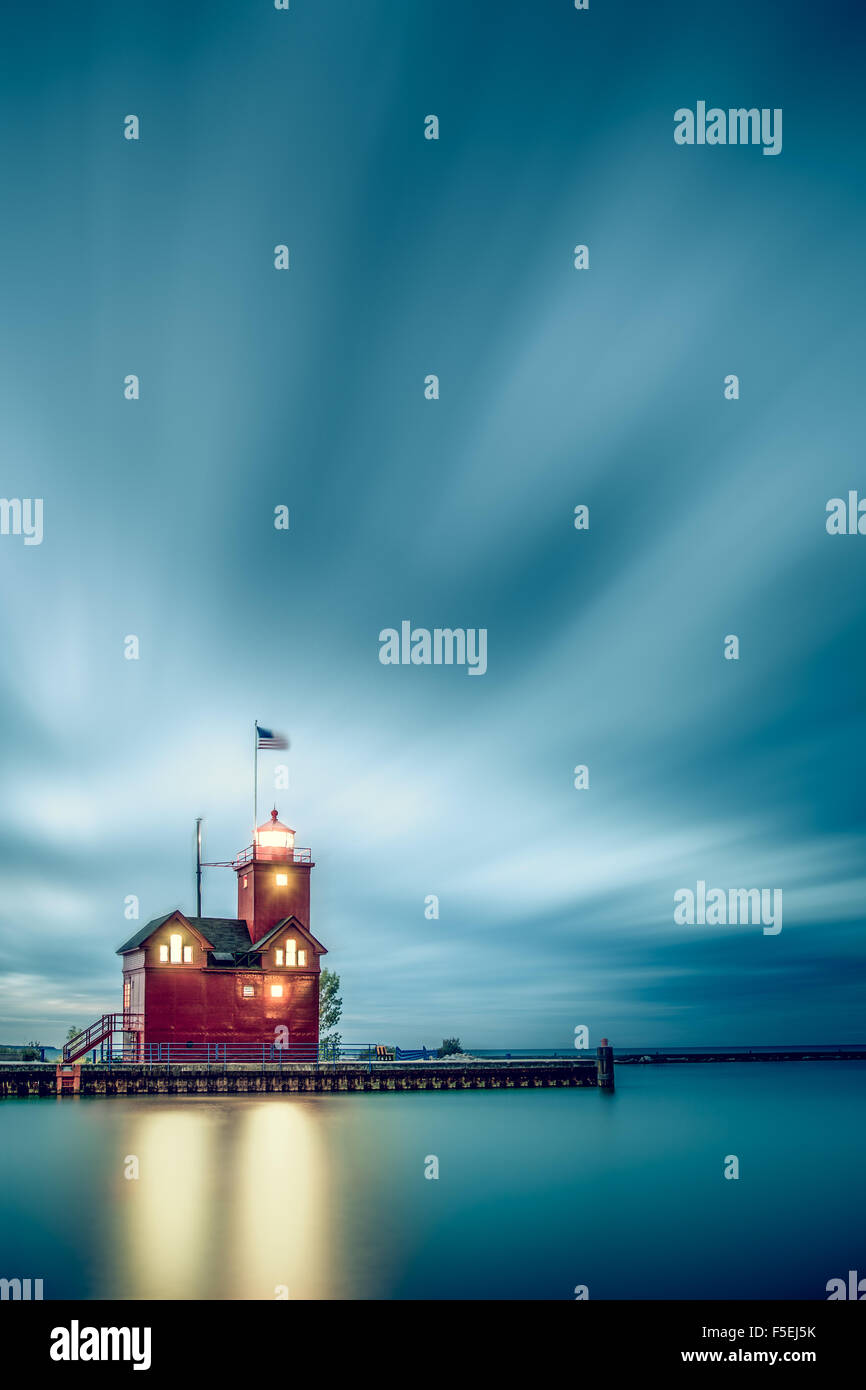 Phare, parc d'état de Holland, Macatawa, Michigan, USA Banque D'Images