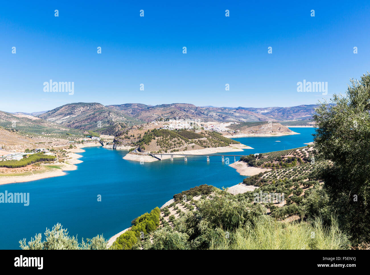 Lac Iznajar en Andalousie, Sud de l'Espagne Banque D'Images