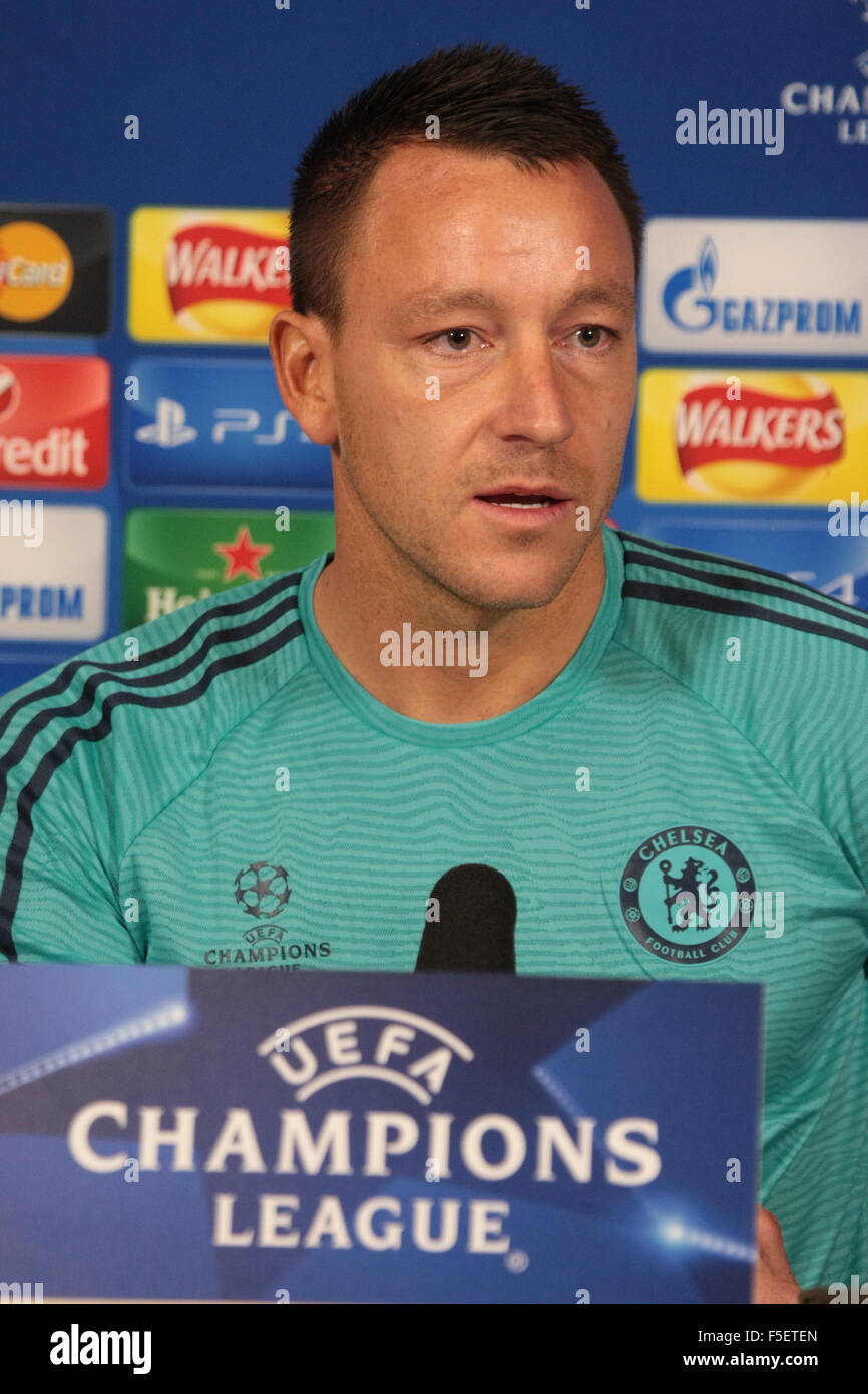 John Terry, Capitaine du Club de Football de Chelsea donne son point de vue sur le soutien de l'équipe de manager Jose Mourinho Banque D'Images