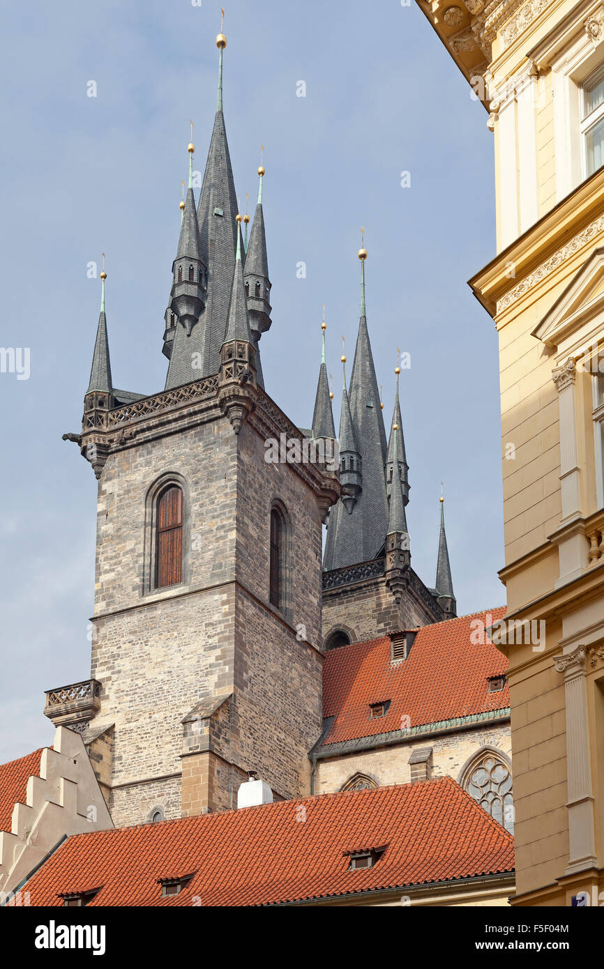 Église de Notre-Dame de Týn, Place de la vieille ville, (Staroměstské náměstí), Prague, République Tchèque Banque D'Images