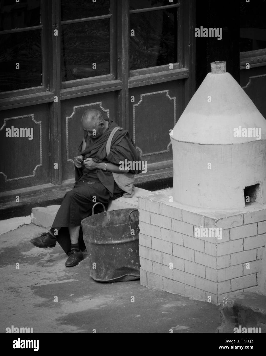 Moine au monastère de Tikse Gompa, Leh, Inde Banque D'Images