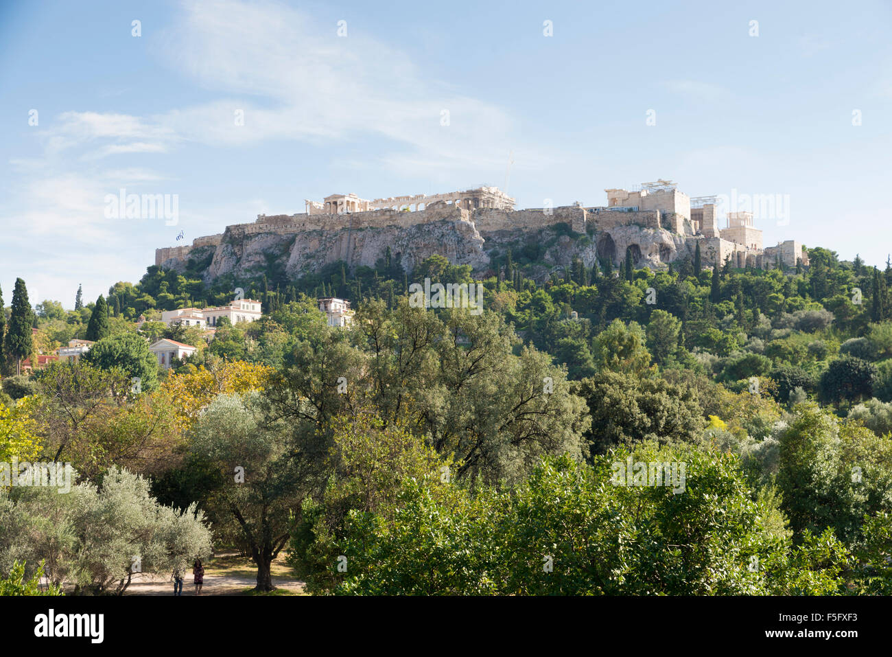 Sur l'acropole d'Athènes depuis l'ancienne Agora Banque D'Images