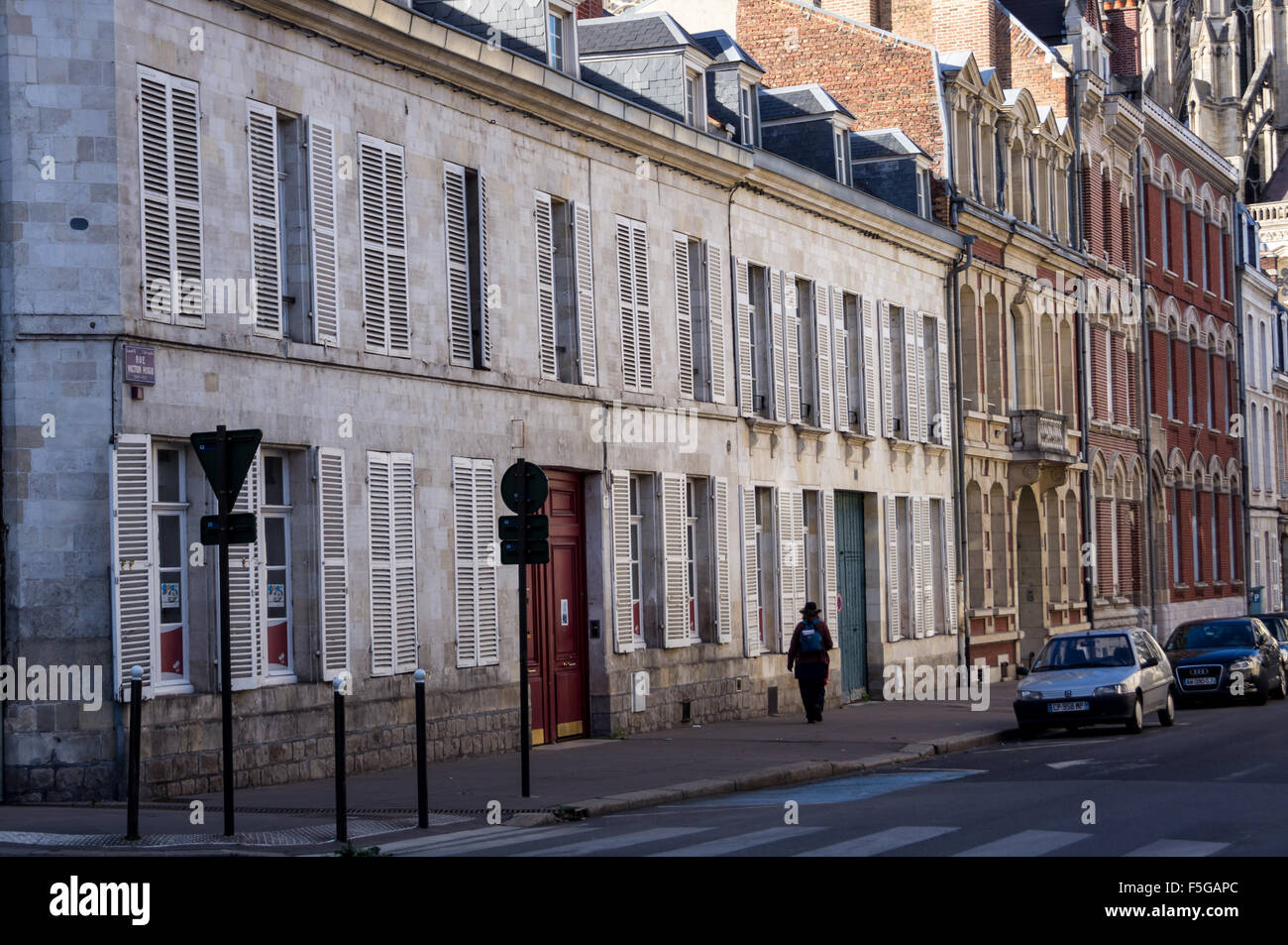 Maisons du 18ème siècle dans la Rue Victor Hugo, Amiens, Somme, Picardie, France Banque D'Images