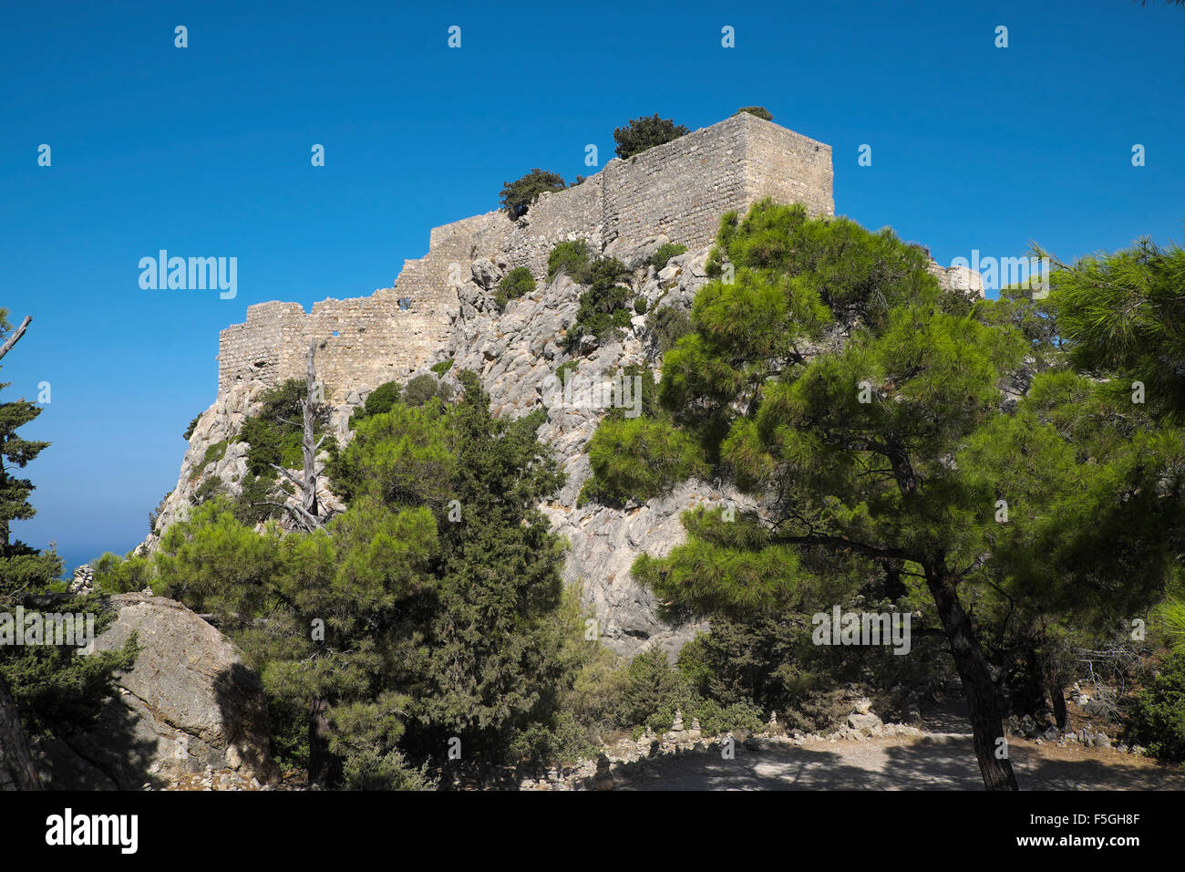 Ruines du château de Monolithos, Rhodes, Dodécanèse, Grèce Banque D'Images