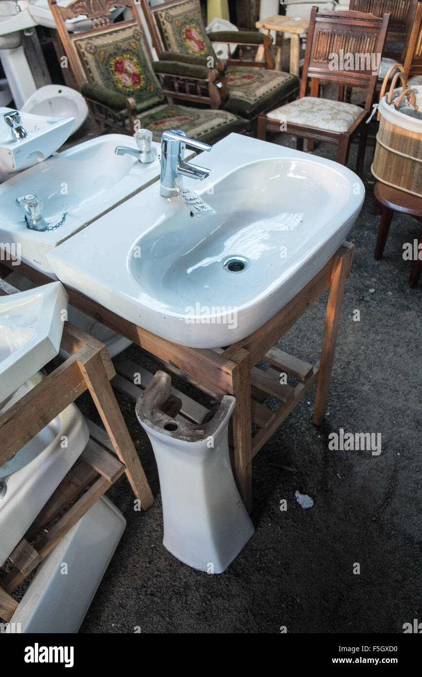 Les puits. Remise en état des puits,cour,recyclage,Somerset,,, Banque D'Images