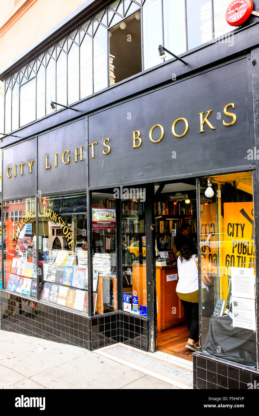 La célèbre librairie City Lights sur Columbus Avenue à San Francisco CA Banque D'Images