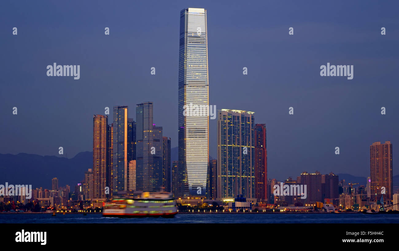 La nouvelle ville de Kowloon et de Hong Kong, le plus haut bâtiment de l'International commerce center ICC, Hong Kong, Chine. Banque D'Images