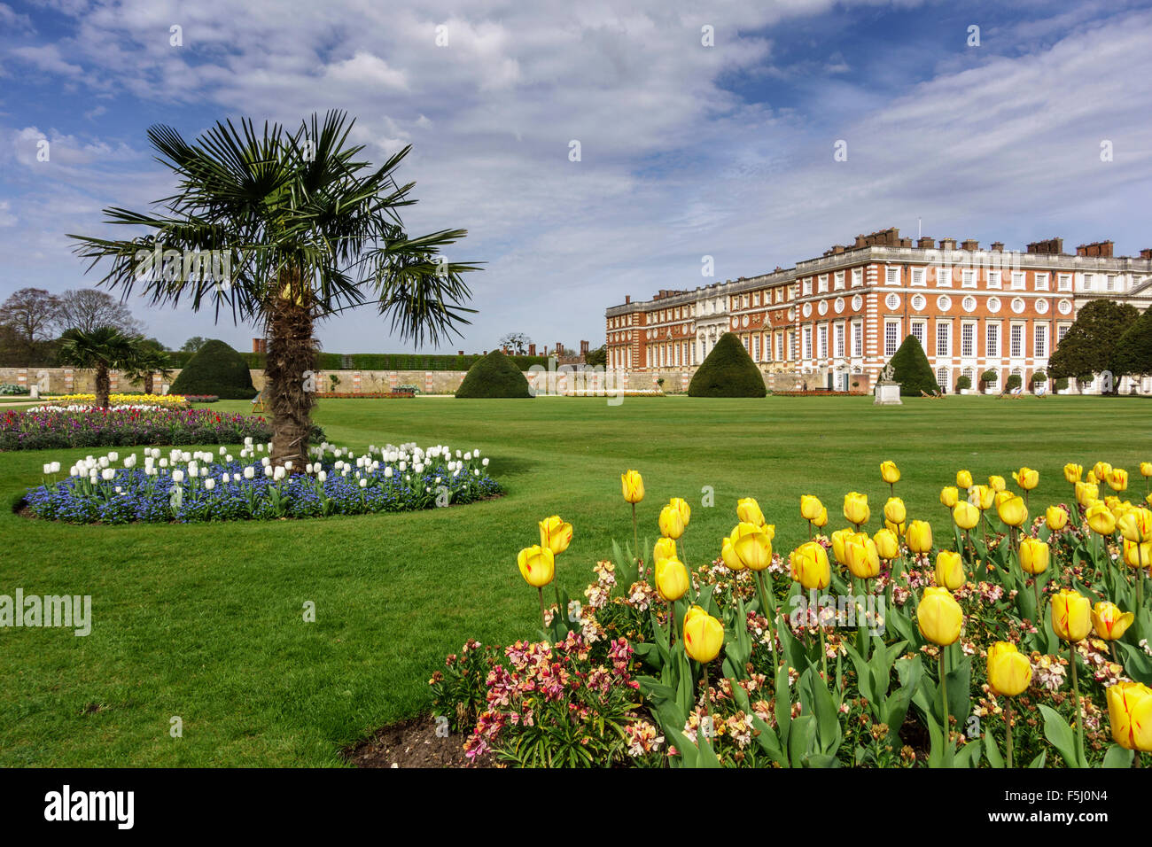 La grande fontaine Jardin, Hampton Court Palace, Richimond upon Thames, Surrey, UK Banque D'Images