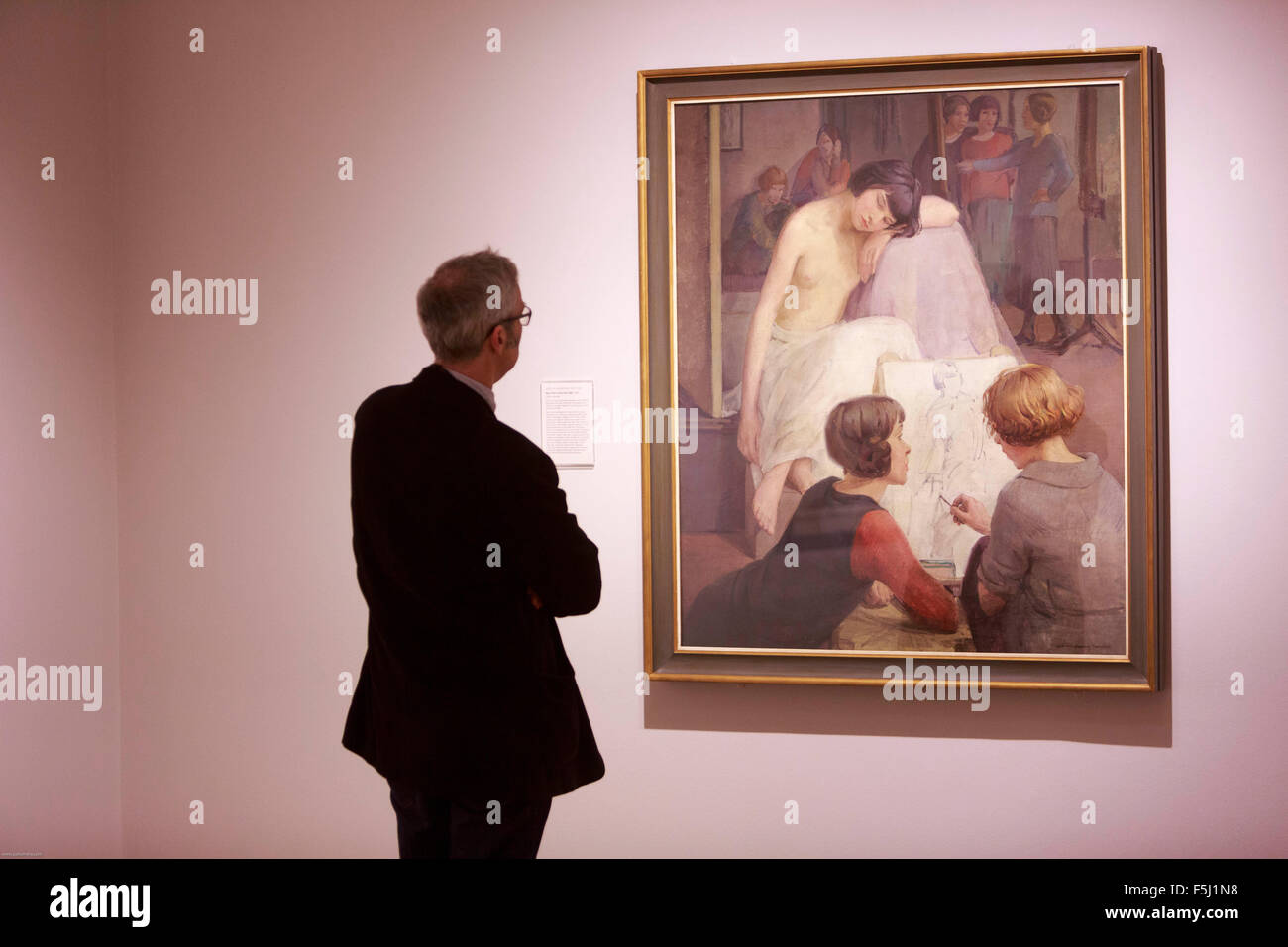 Edinburgh, Royaume-Uni. 5 novembre, 2015. Appuyez sur view écossais moderne : des femmes peintres et sculpteurs 1885-1965. Scottish National Gallery of Modern Art (Art Moderne Deux) Afficher une nouvelle exposition écossais moderne : des femmes peintres et sculpteurs 1885-1965. Pako Mera/Alamy Live News. Banque D'Images Edinburgh, Royaume-Uni. 5 novembre, 2015. Appuyez sur view écossais moderne : des femmes peintres et sculpteurs 1885-1965. Scottish National Gallery of Modern Art (Art Moderne Deux) Afficher une nouvelle exposition écossais moderne : des femmes peintres et sculpteurs 1885-1965. Pako Mera/Alamy Live News. Banque D'Images