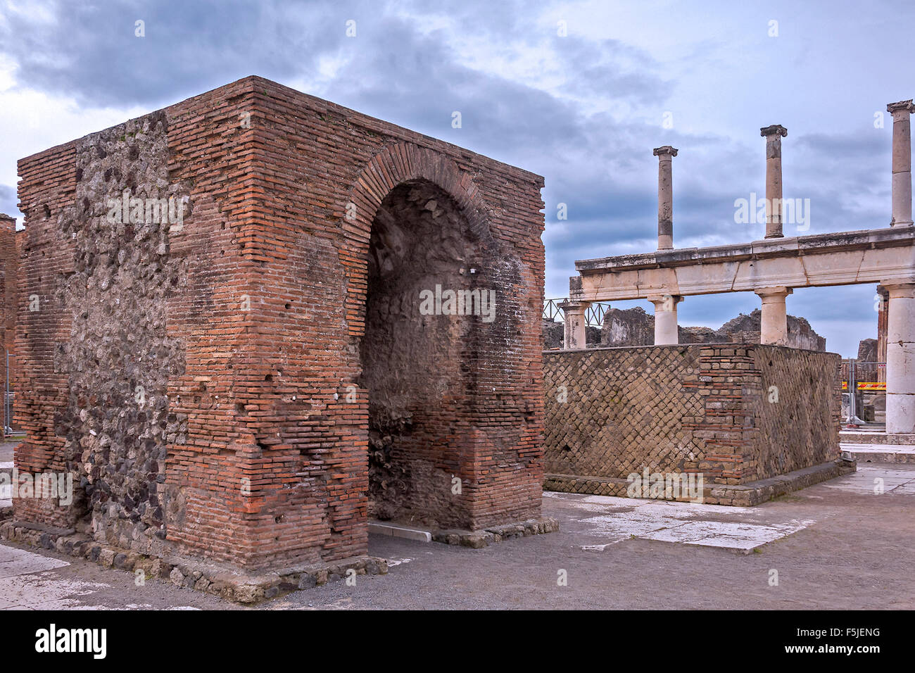 La ville en ruines de Pompéi Italie Banque D'Images