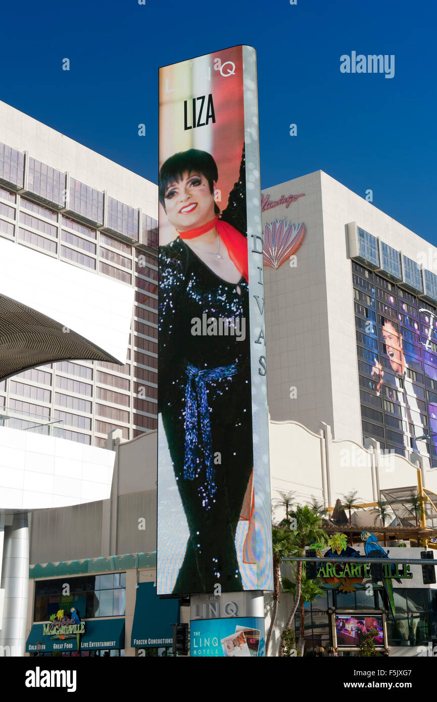 La publicité sur écran LED pour une femme à l'imitateur link hotel à Las Vegas, Nevada. Banque D'Images