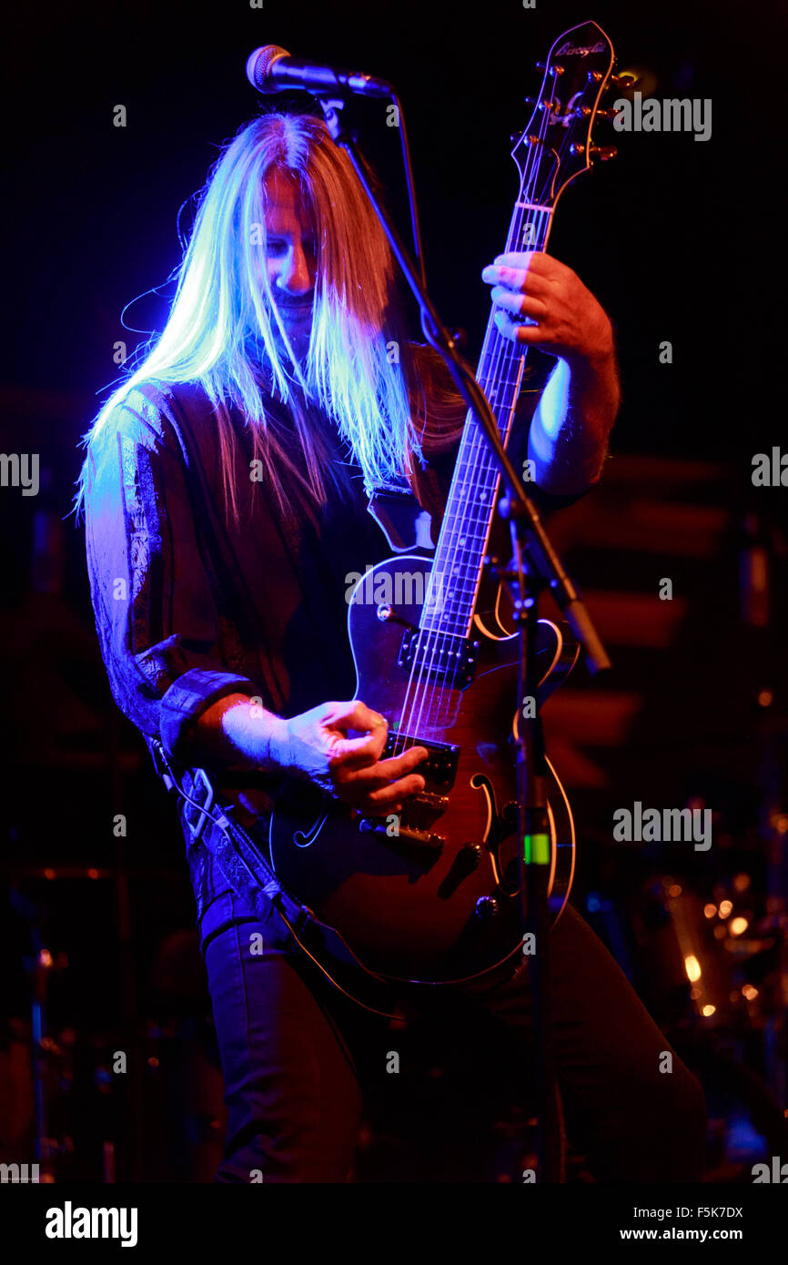 Edinburgh, Royaume-Uni. 5ème. Y&T à effectuer à Édimbourg Chambres liquide. John Nymann imagée. Pako Mera/Alamy Live News. Banque D'Images