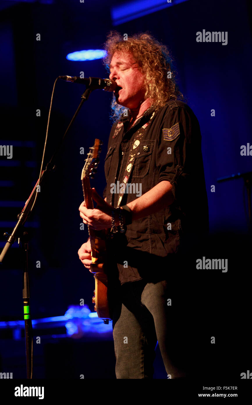 Edinburgh, Royaume-Uni. 5ème. Y&T à effectuer à Édimbourg Chambres liquide. Photo Dave Marty Friedman. Pako Mera/Alamy Live News. Banque D'Images