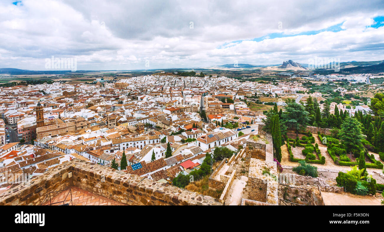 Espagne, Andalousie, province de Malaga, vue d'Antequera depuis les remparts de la citadelle Alcazaba Banque D'Images