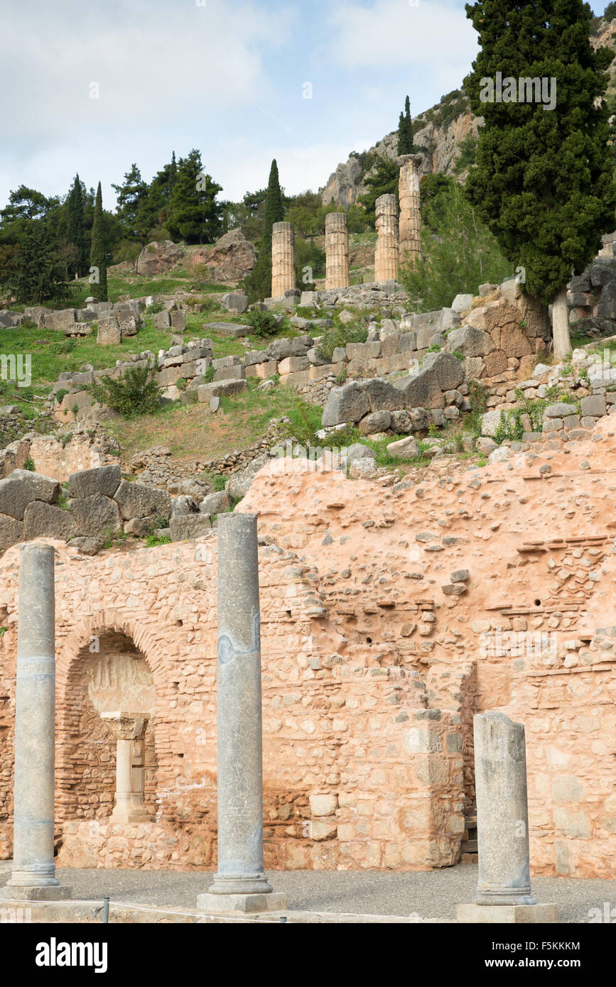 Le site archéologique de Delphes s'inscrit dans la Liste du patrimoine mondial de l'UNESCO Banque D'Images