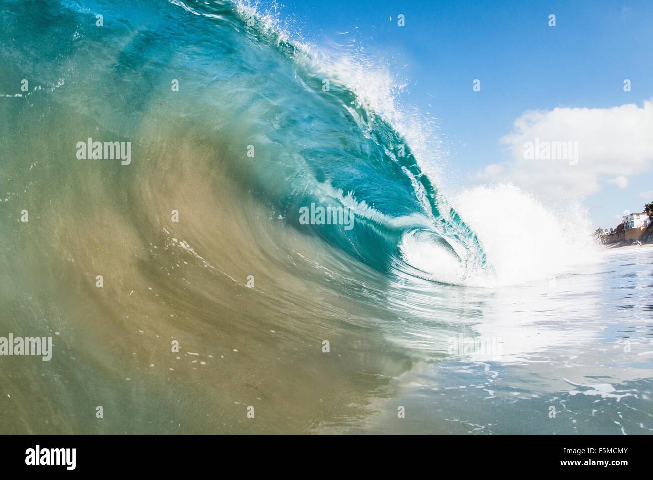 Rolling wave ocean, Encinitas, Californie, USA Banque D'Images