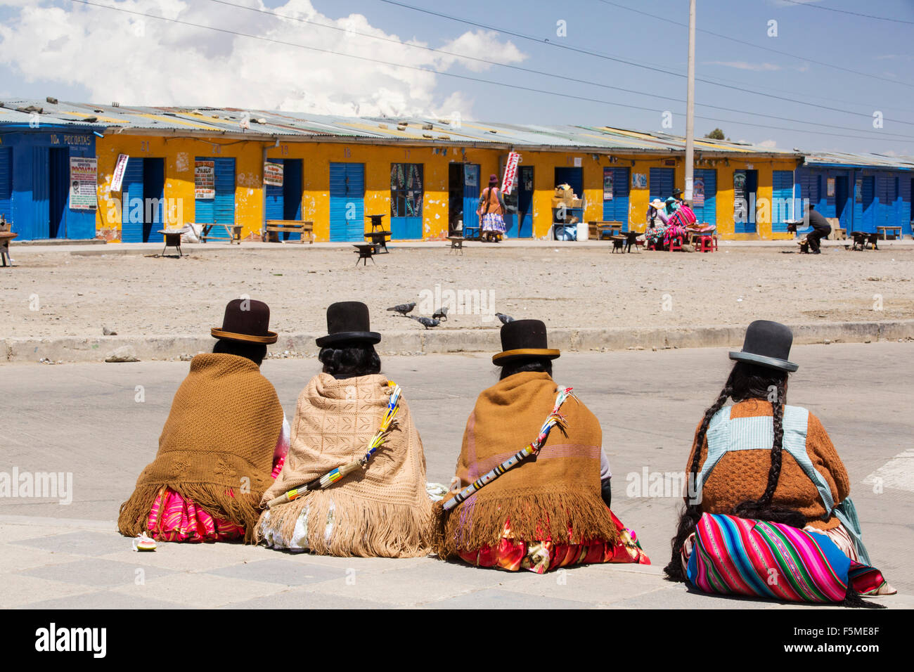 Les femmes boliviennes à El Alto au-dessus de La Paz, Bolivie. Banque D'Images