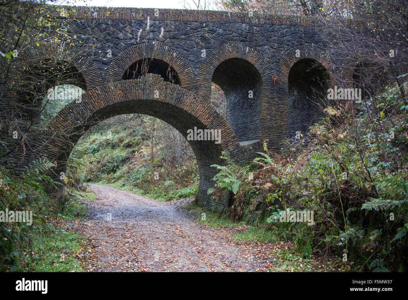 Les sept Arches, Rivington, jardins en terrasses près de Chorley, Horwich, Blackburn, Darwen, Belmont en automne Banque D'Images