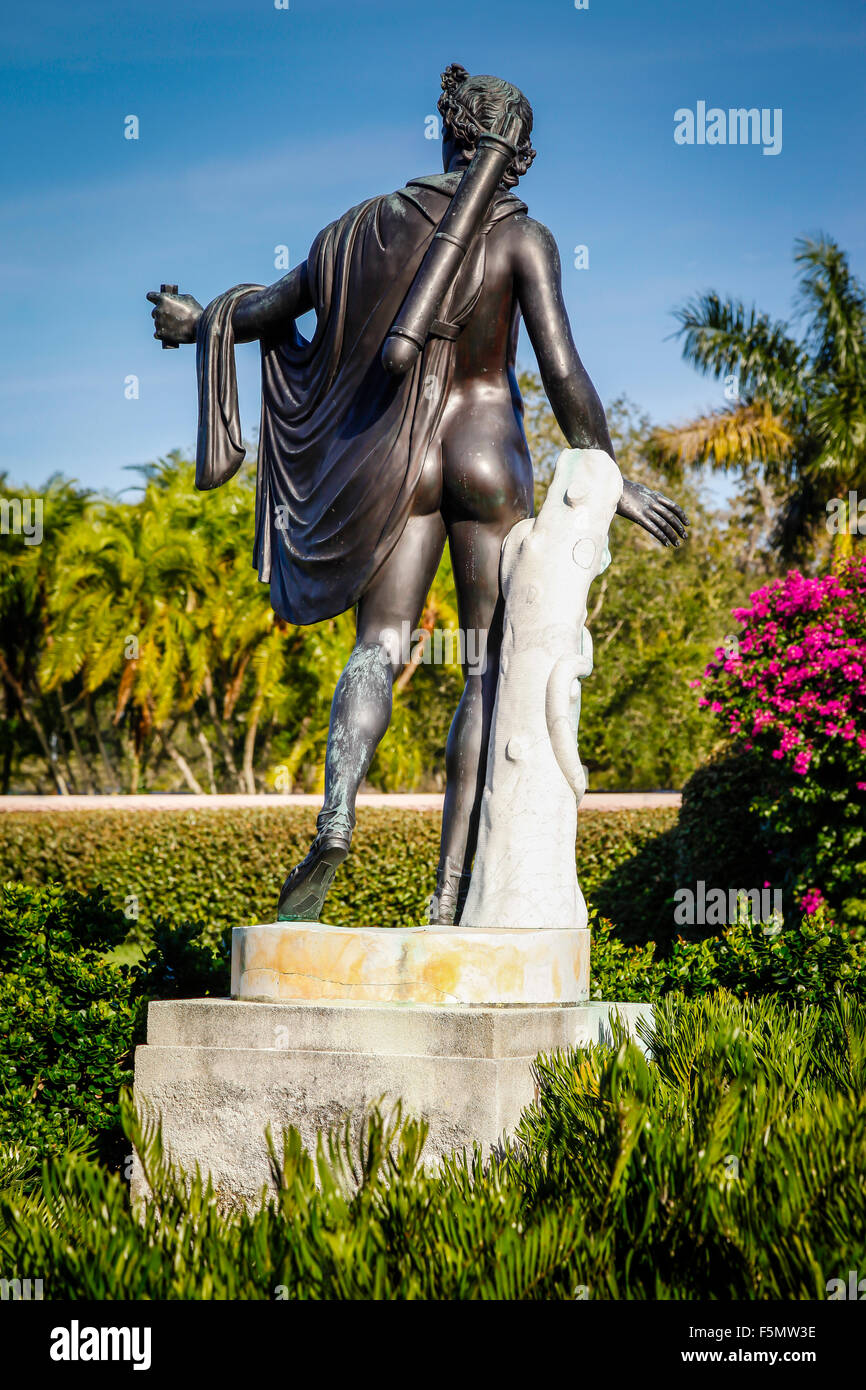 Le bronze des statues grecques et romaines sont situés sur le terrain de l'John et Mable Ringling Museum of Art de Sarasota, FL Banque D'Images Le bronze des statues grecques et romaines sont situés sur le terrain de l'John et Mable Ringling Museum of Art de Sarasota, FL Banque D'Images