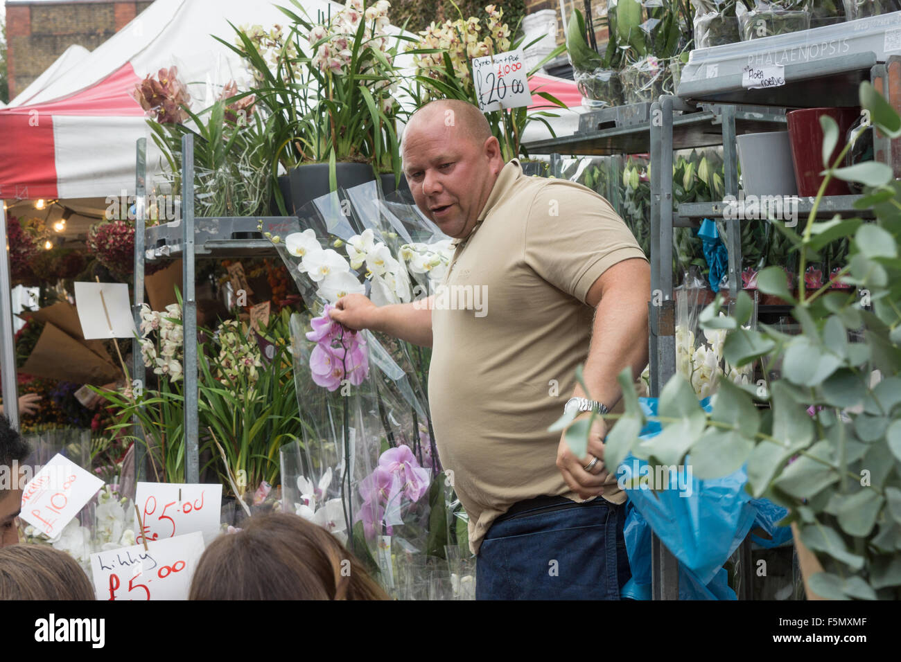 Titulaire de décrochage, la Colombie Road Flower Market London London Market Banque D'Images