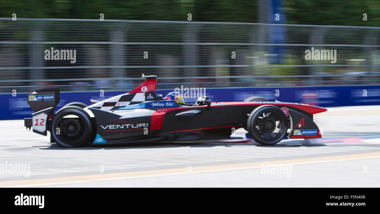 Putrajaya, Malaisie - 7 novembre, 2015 : Jacques Villeneuve l'équipe de Venturi entre dans son tour à FIA Formula 2-e championnat ePrix Putrajaya, Malaisie Crédit : Chung Jin Mac/Alamy Live News Banque D'Images