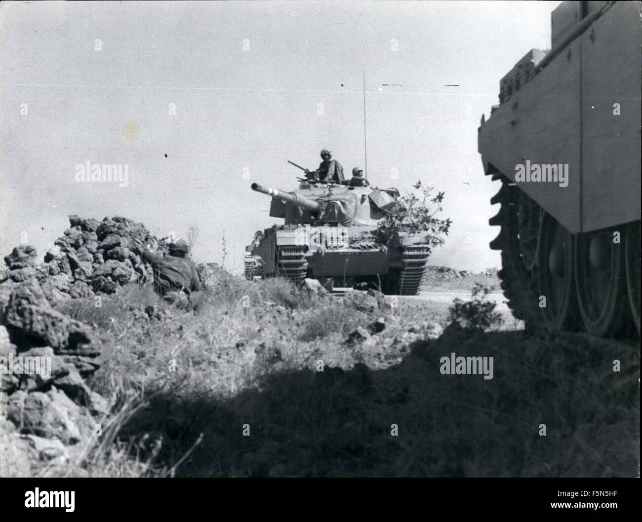 1962 - guerre du réservoir d'une patrouille dans le désert. © Keystone Photos USA/ZUMAPRESS.com/Alamy Live News Banque D'Images