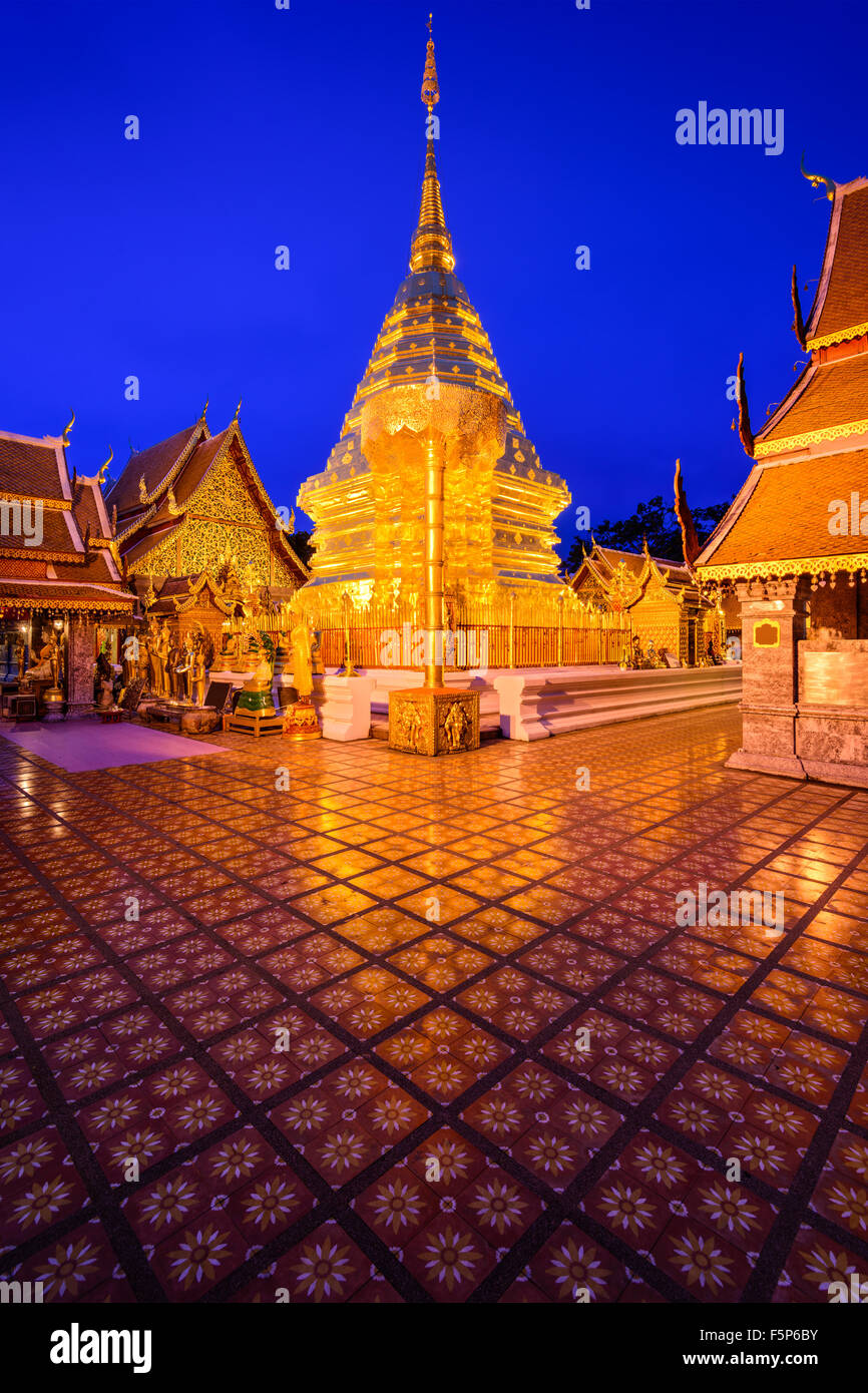 Wat Phra That Doi Suthep Temple de Chiang Mai, Thaïlande. Banque D'Images