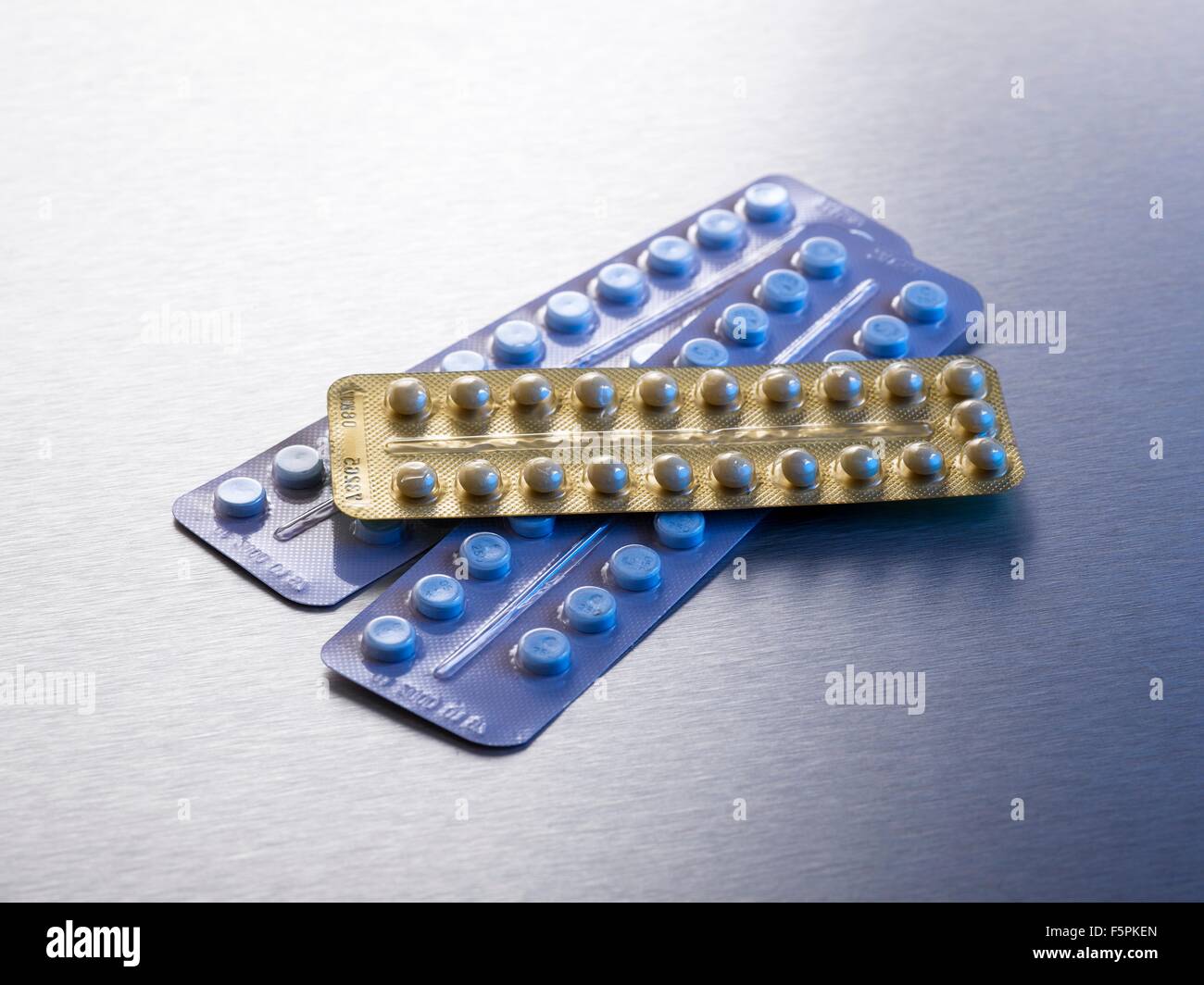 Dans une plaquette de pilules contraceptives, studio shot. Banque D'Images