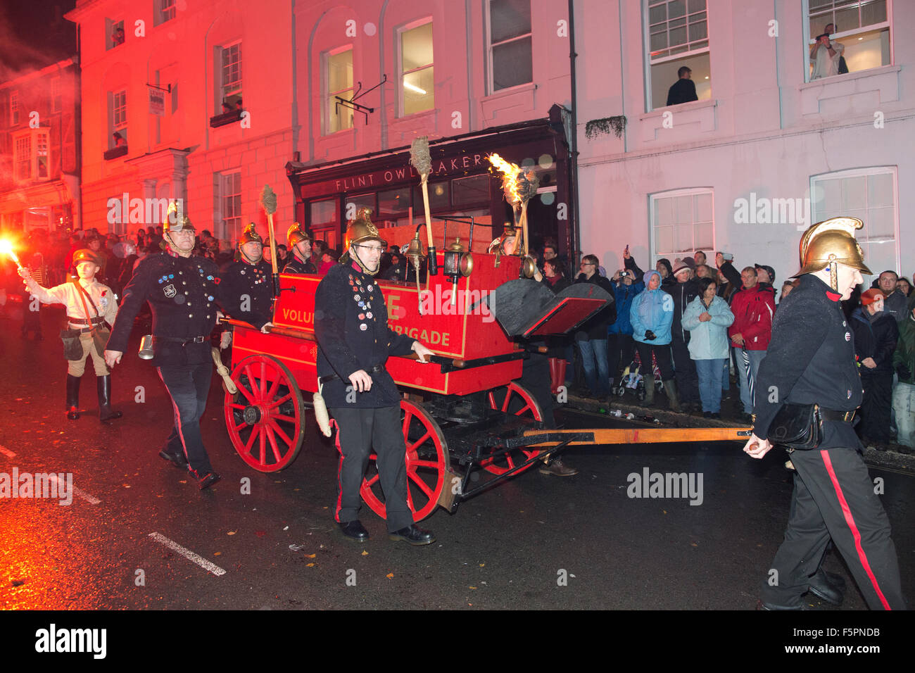 Lewes Bonfire Bonfire Night, célébrations, East Sussex, Angleterre, Royaume-Uni Banque D'Images