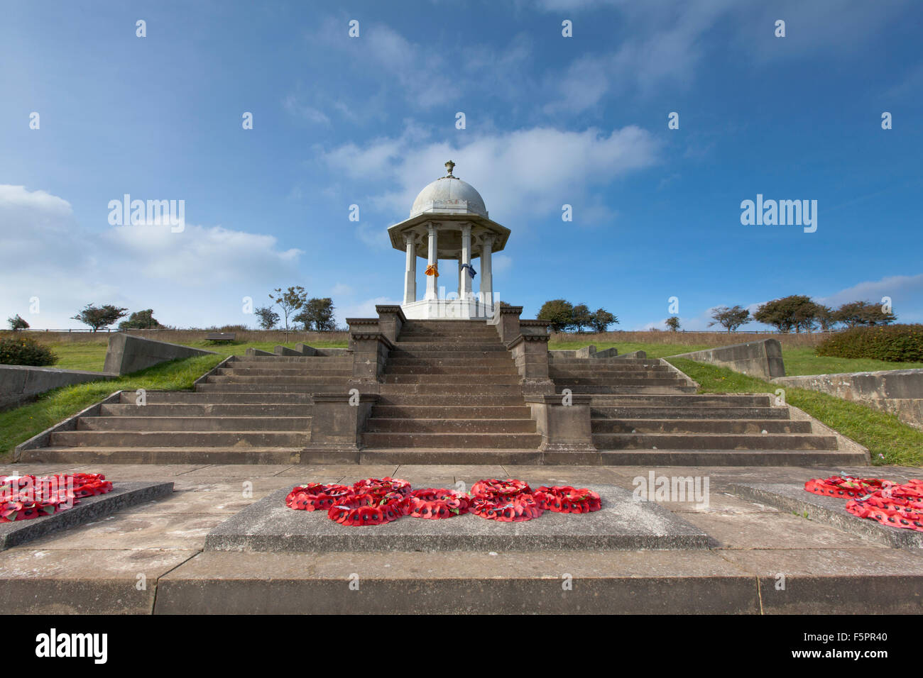L'Chattri est un monument de guerre dans la ville anglaise de Brighton et Hove Il est situé à 500 pieds au-dessus de la ville sur les South Downs Banque D'Images