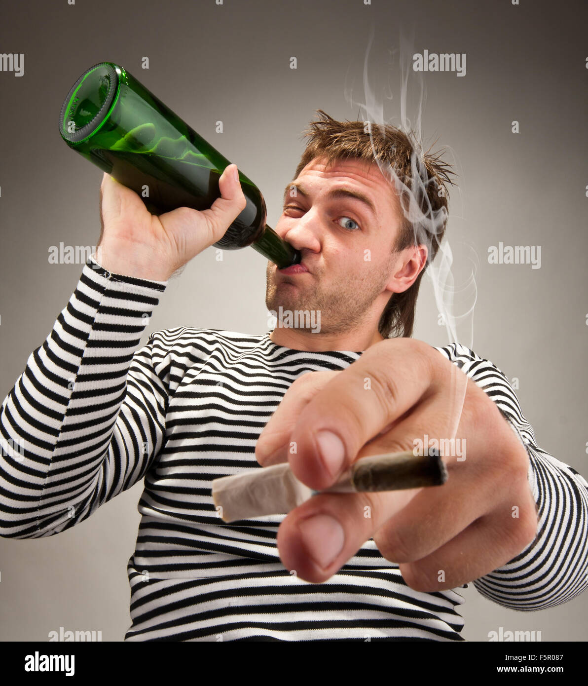 Cigarette humour Banque de photographies et d'images  haute rsolution -  Alamy