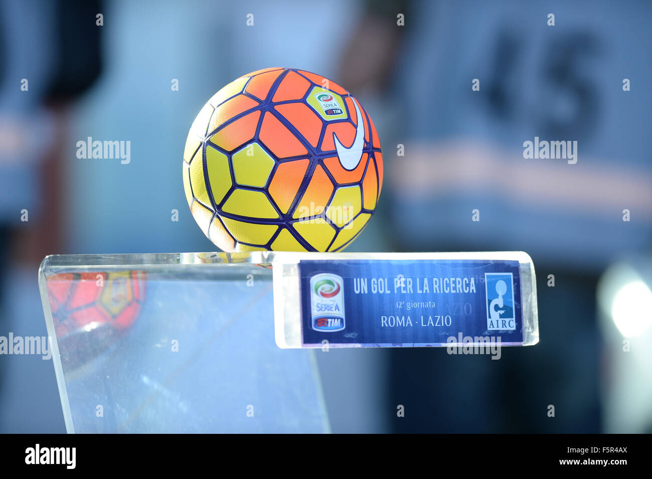 Rome, Italie. 8 novembre, 2015. La Serie A italienne football match A.S. Roma vs S.S. Lazio au Stade olympique de Rome, le 08 novembre 2015 Crédit : Silvia Lore'/Alamy Live News Banque D'Images