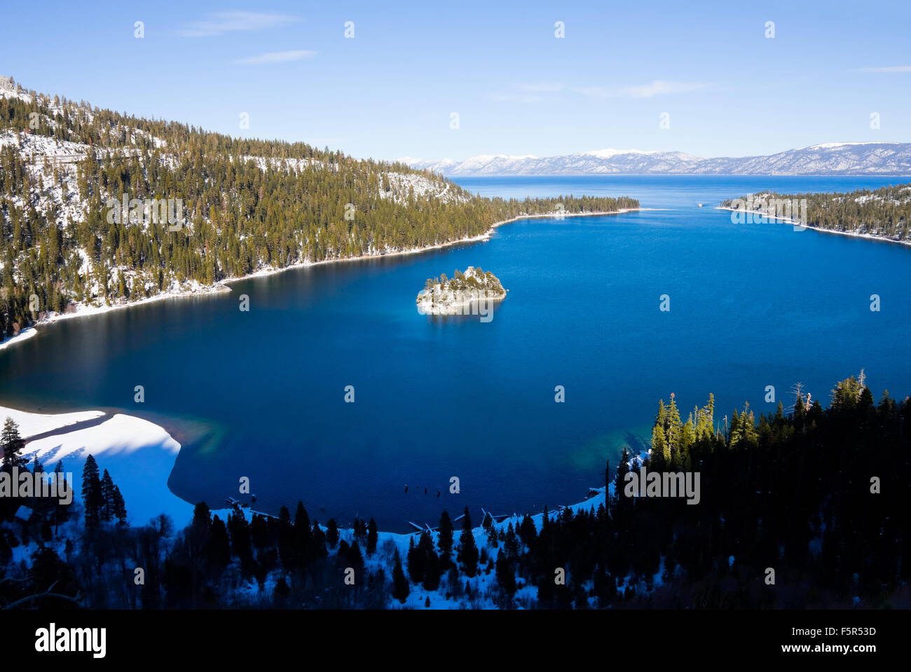 Emerald Bay dans l'hiver, le lac Tahoe Banque D'Images