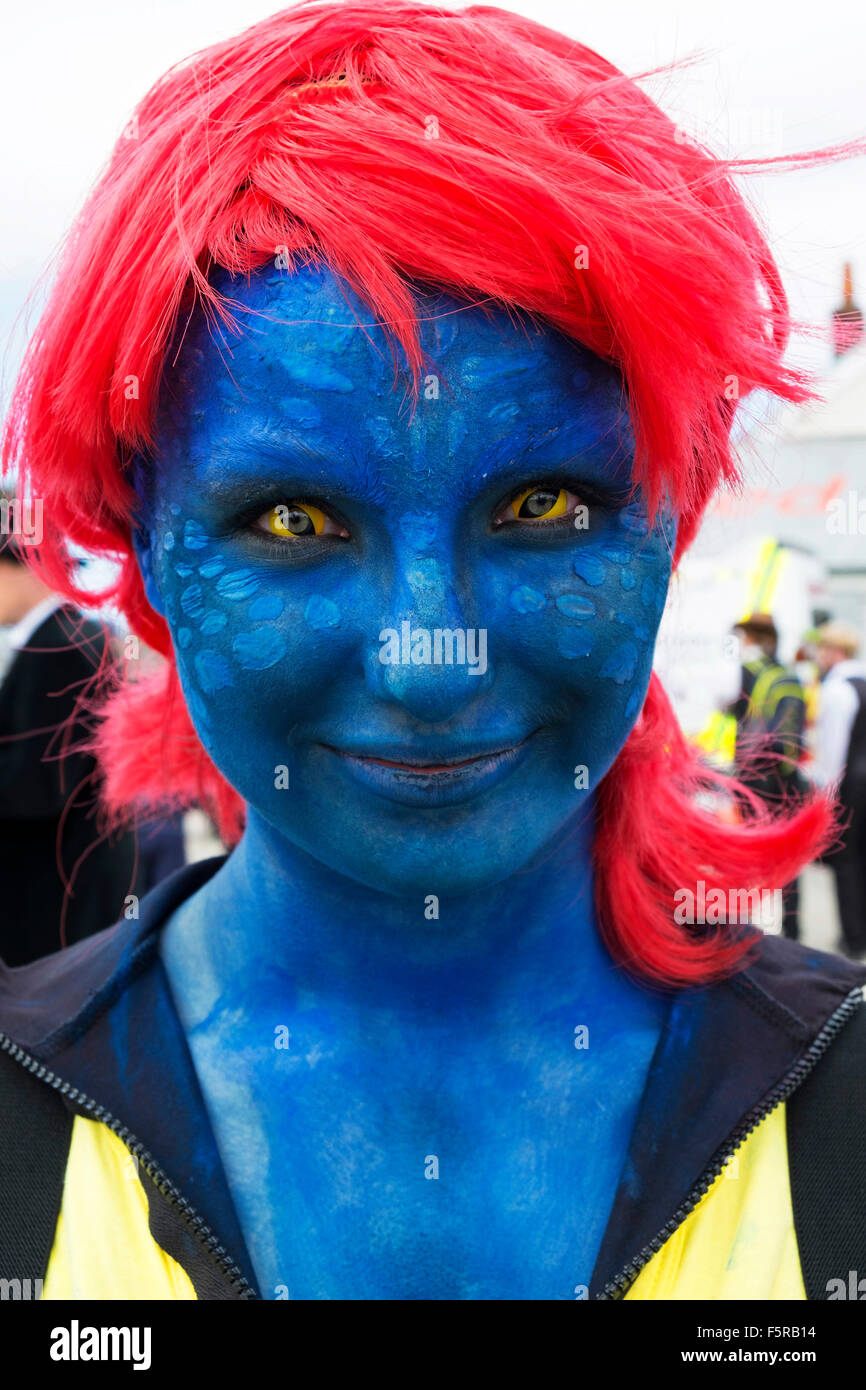 Mystique - Raven Darkholme un personnage Marvel comics de la série X-men à GeekFest, Cornwall, UK Banque D'Images