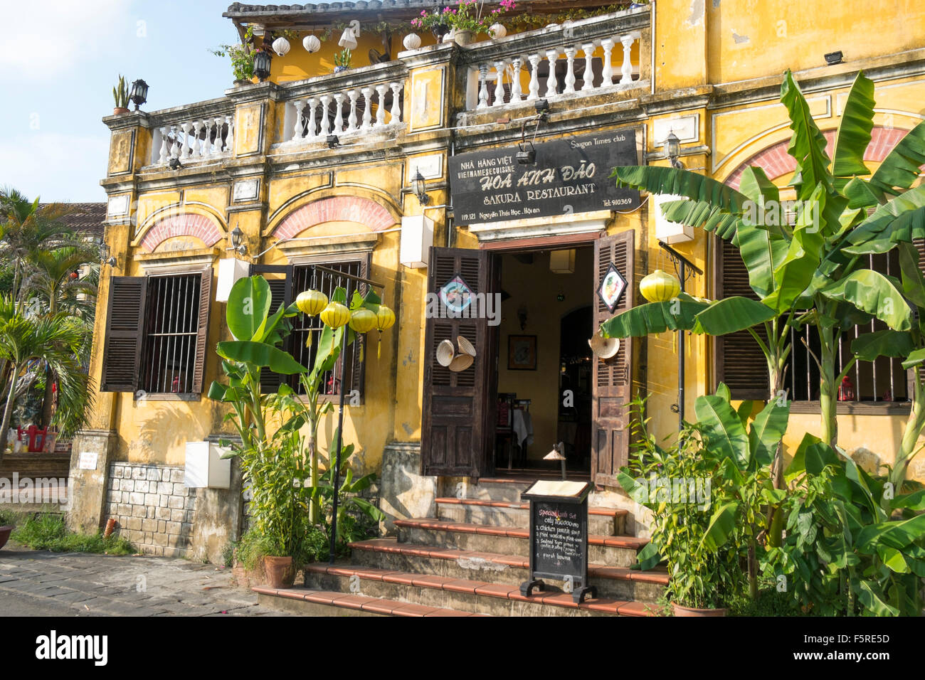 Restaurant à Hoi An, ville ancienne, une ville du patrimoine mondial de l'UNESCO sur la côte centrale du Vietnam, Asie Banque D'Images