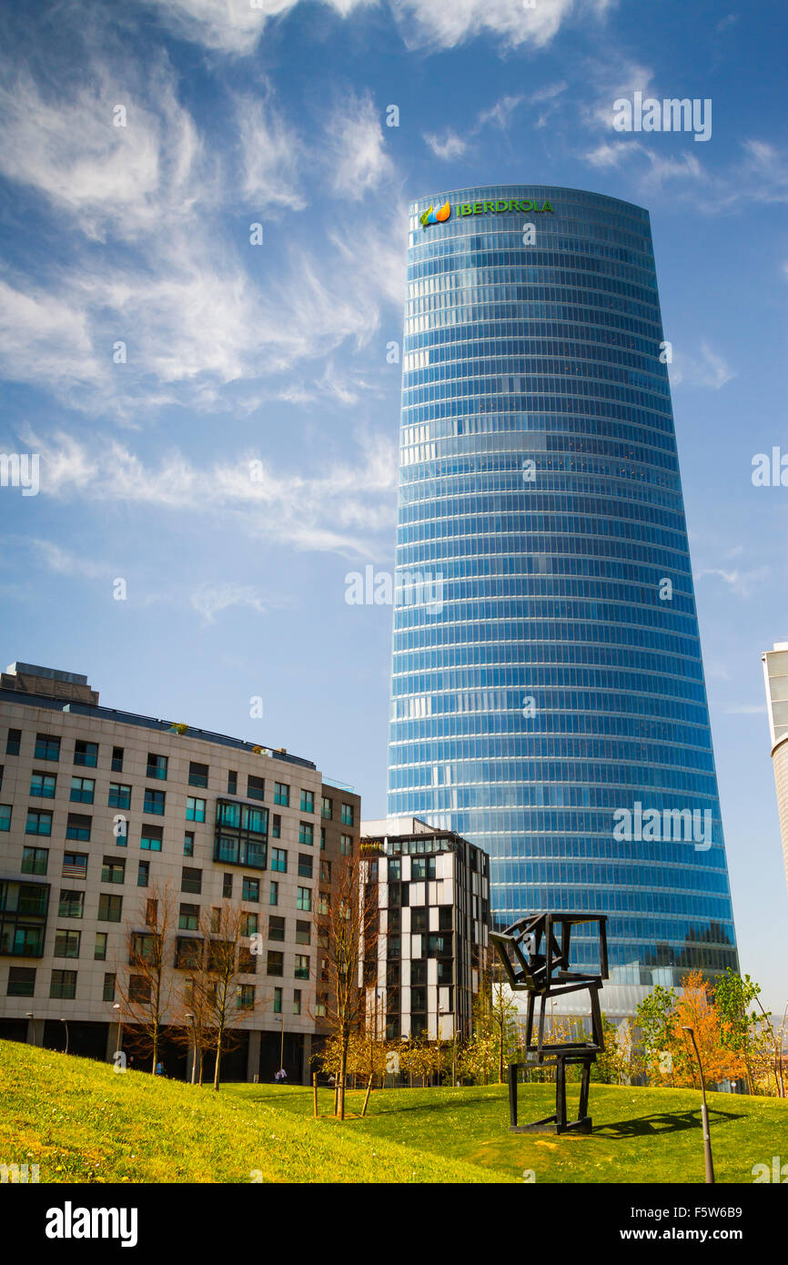 La tour Iberdrola. Bilbao, Biscaye, Pays Basque, Espagne, Europe. Banque D'Images