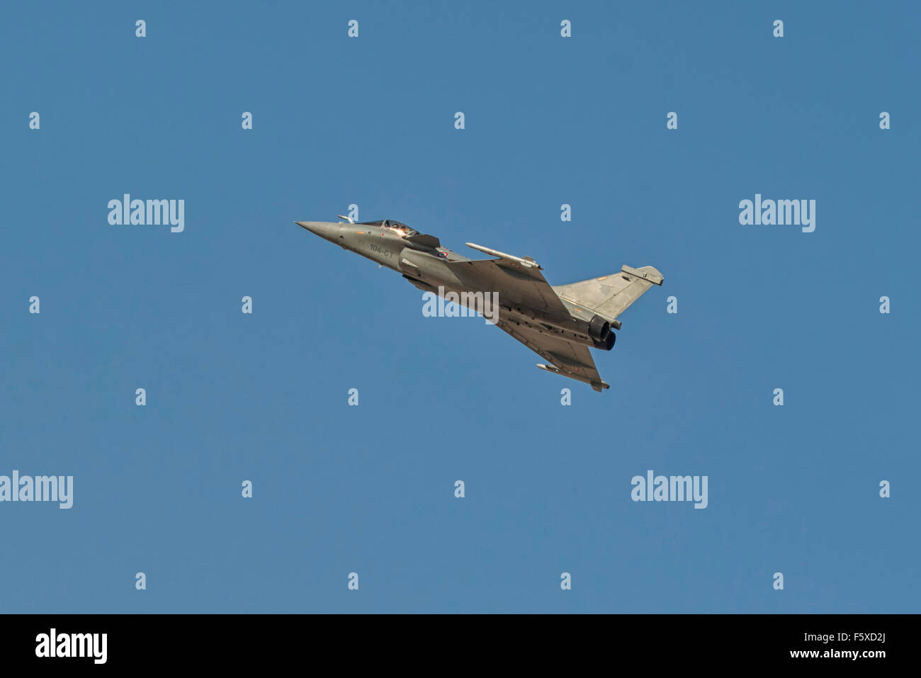 Dassault Rafale au Dubai Air Show 2015 à DUBAÏ, ÉMIRATS ARABES UNIS Banque D'Images