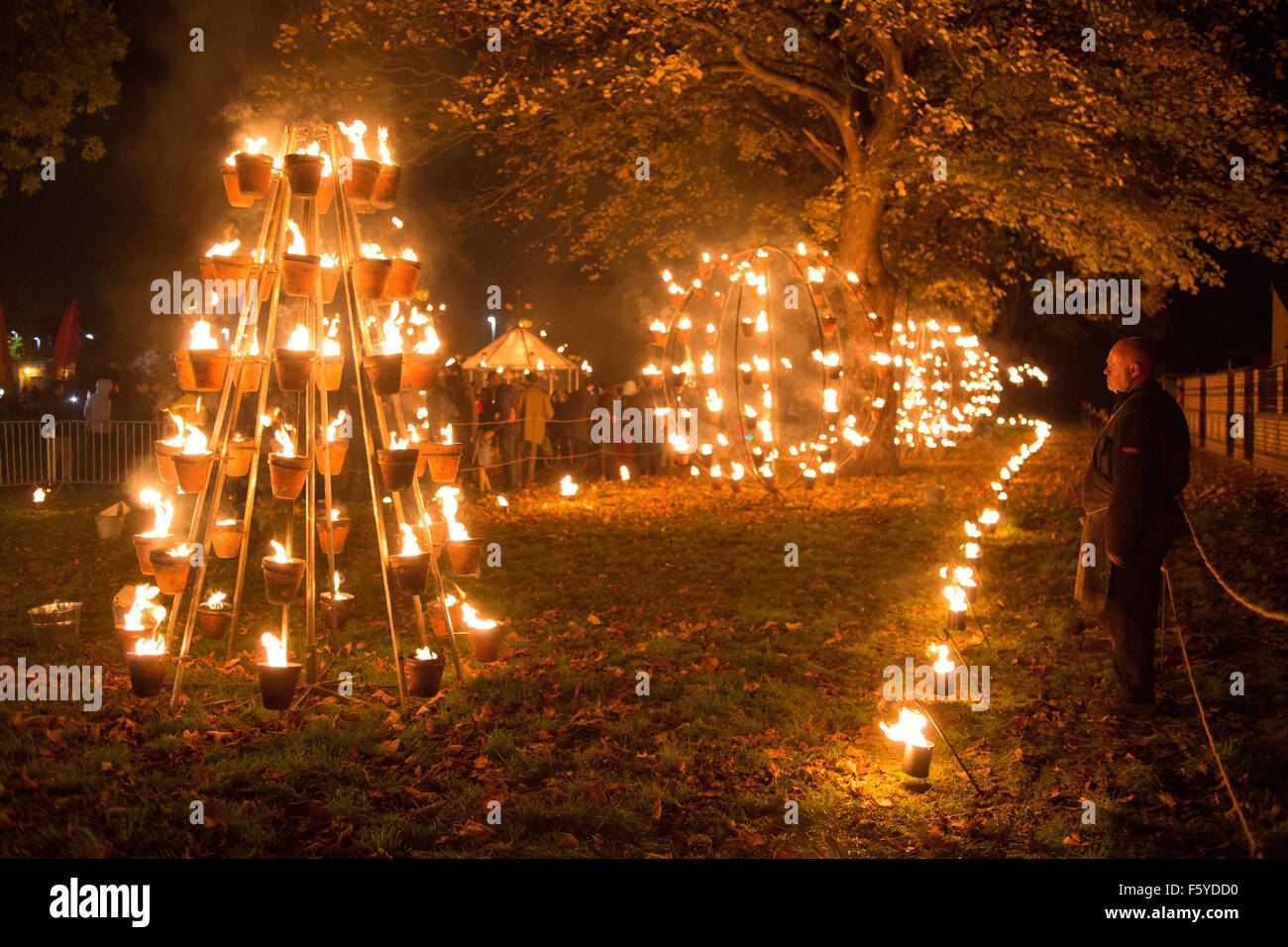 Le Diwali, le voyant sur le Belgrave Road, Leicester. La Fête des Lumières attire plus de 35 000 personnes. Banque D'Images