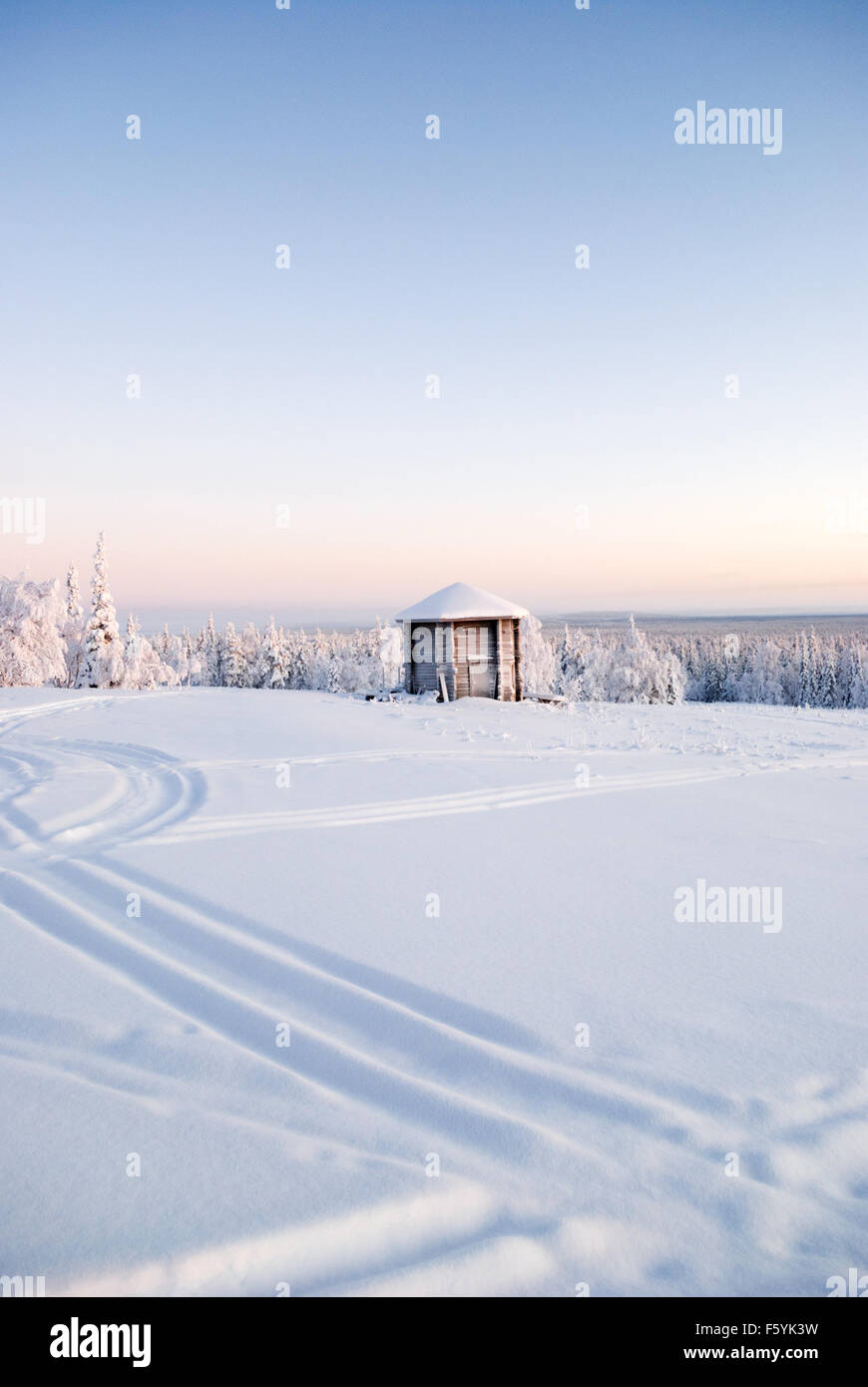 Des scènes d'hiver dans la station de ski de Yllas, la Laponie finlandaise. Banque D'Images