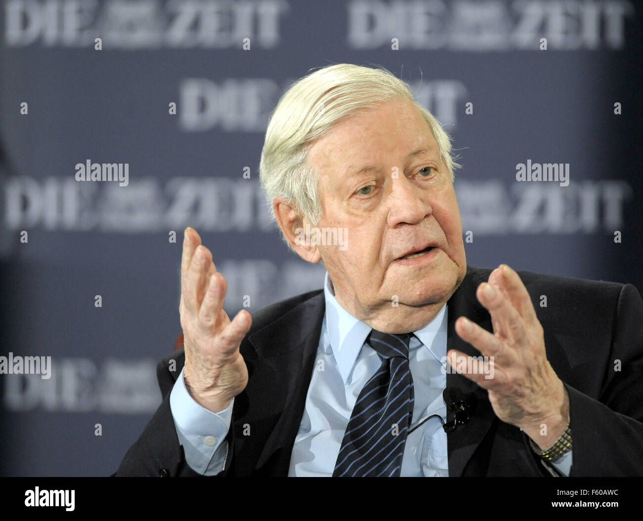 L'ancien chancelier Helmut Schmidt à l 'Zeit Forum Politik" à Berlin le 22 octobre 2008. Banque D'Images