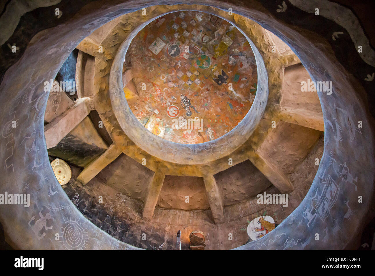 Le Parc National du Grand Canyon, Arizona - Native American Art de la Desert View Watchtower. Banque D'Images