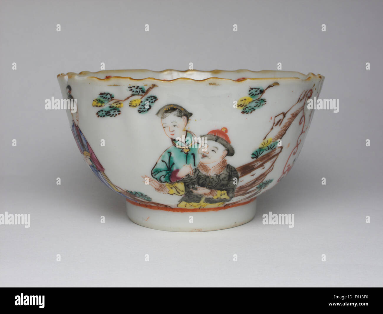 Porcelaine du xviiie siècle Banque de photographies et d'images à haute  résolution - Alamy