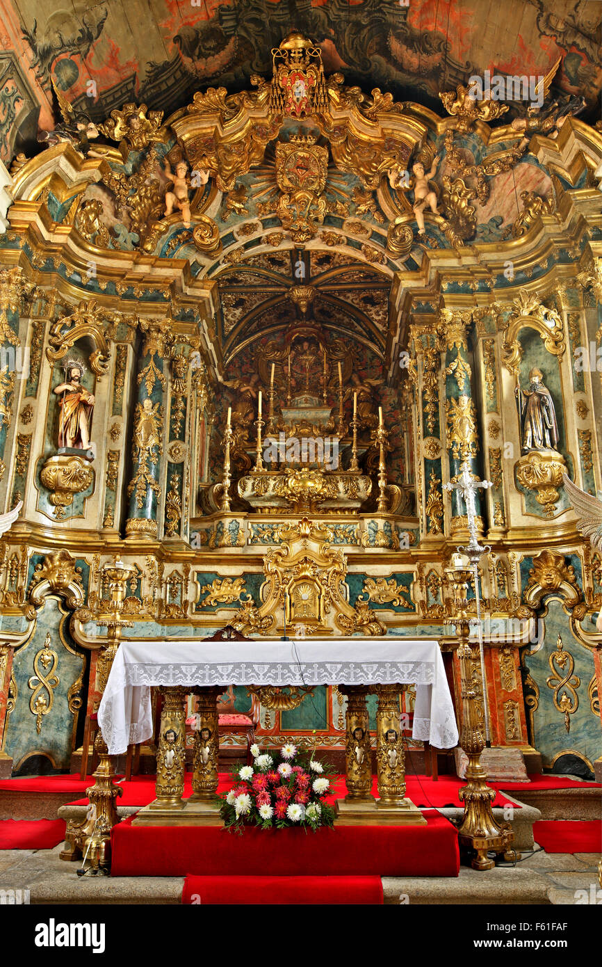 À l'intérieur de l'église paroissiale de Provesende village, dans la région viticole du Haut-Douro (site du patrimoine mondial de l'UNESCO), Porto e Norte, Portugal Banque D'Images