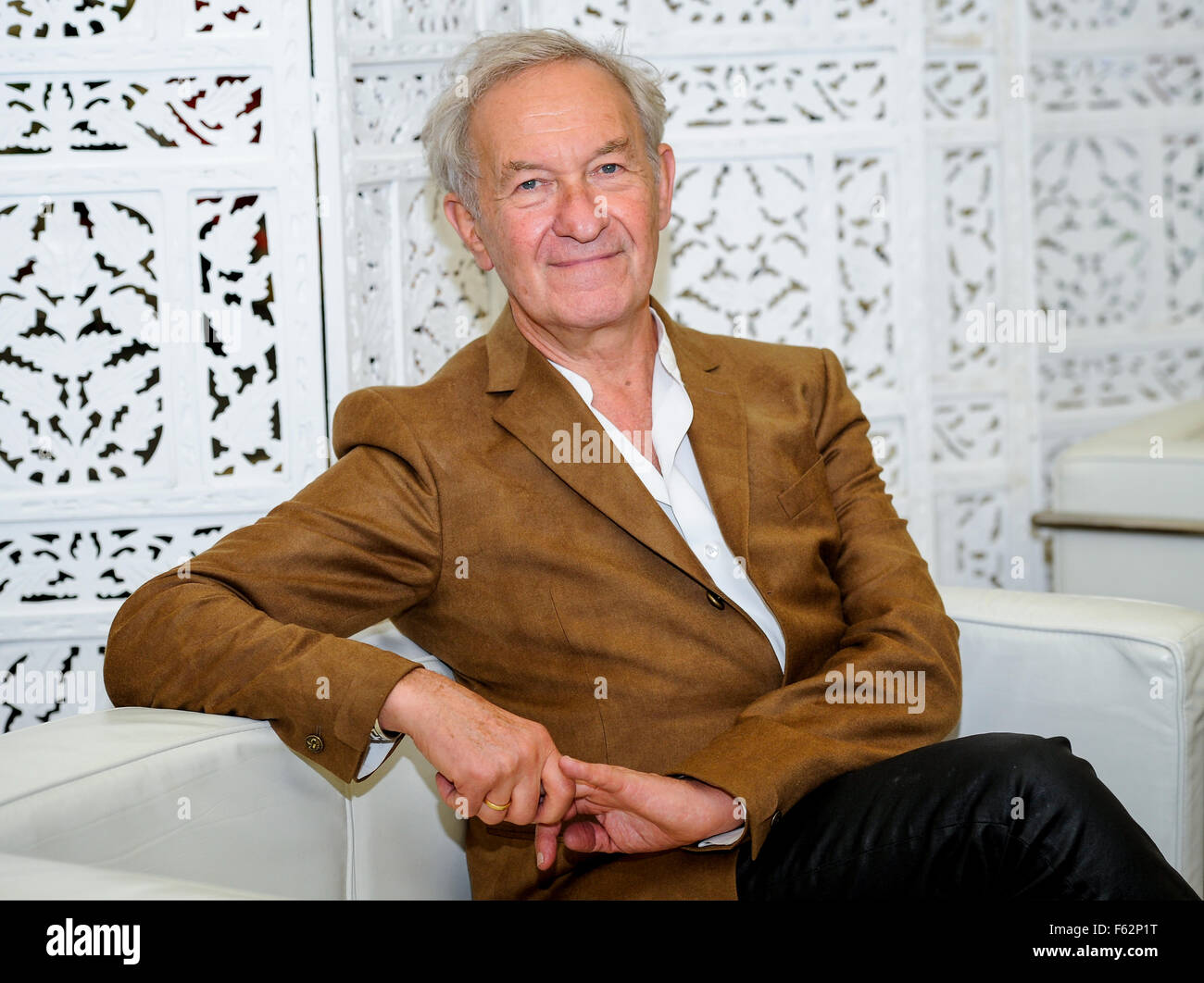 Cheltenham Literature Festival - Jour 6 avec : Simon Schama Où : Cheltenham, Royaume-Uni Quand : 07 Oct 2015 Banque D'Images