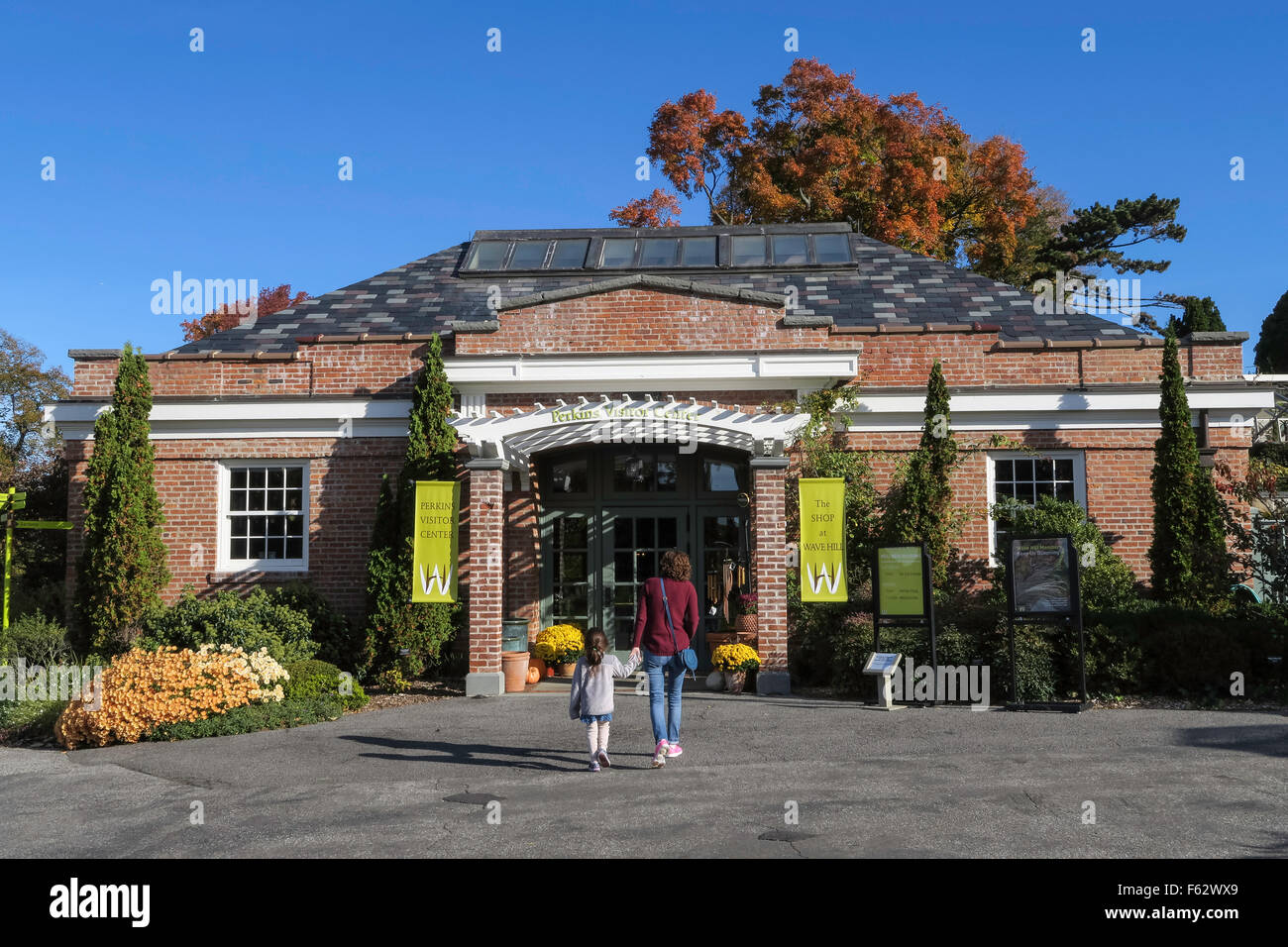 Centre des Visiteurs Perkins & Shop, Jardin Public de Wave Hill dans le Bronx, New York, USA Banque D'Images