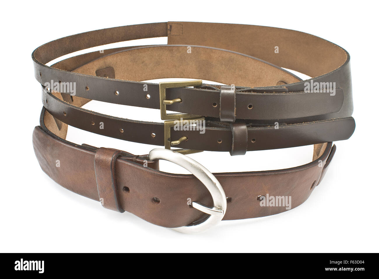 Deux ceintures en cuir isolated on white Banque D'Images