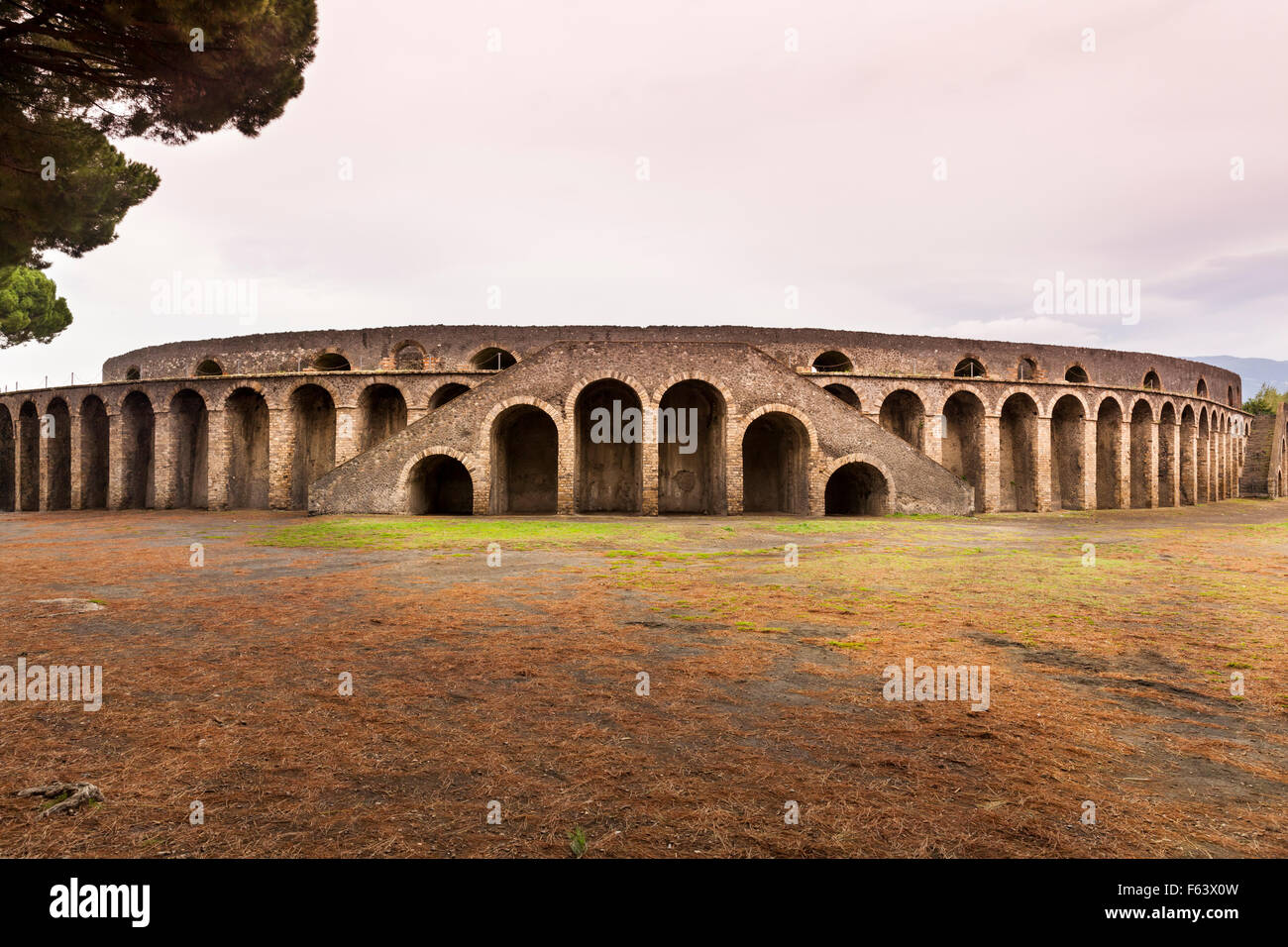 L'ancien amphithéâtre romain de Pompéi, Italie Banque D'Images